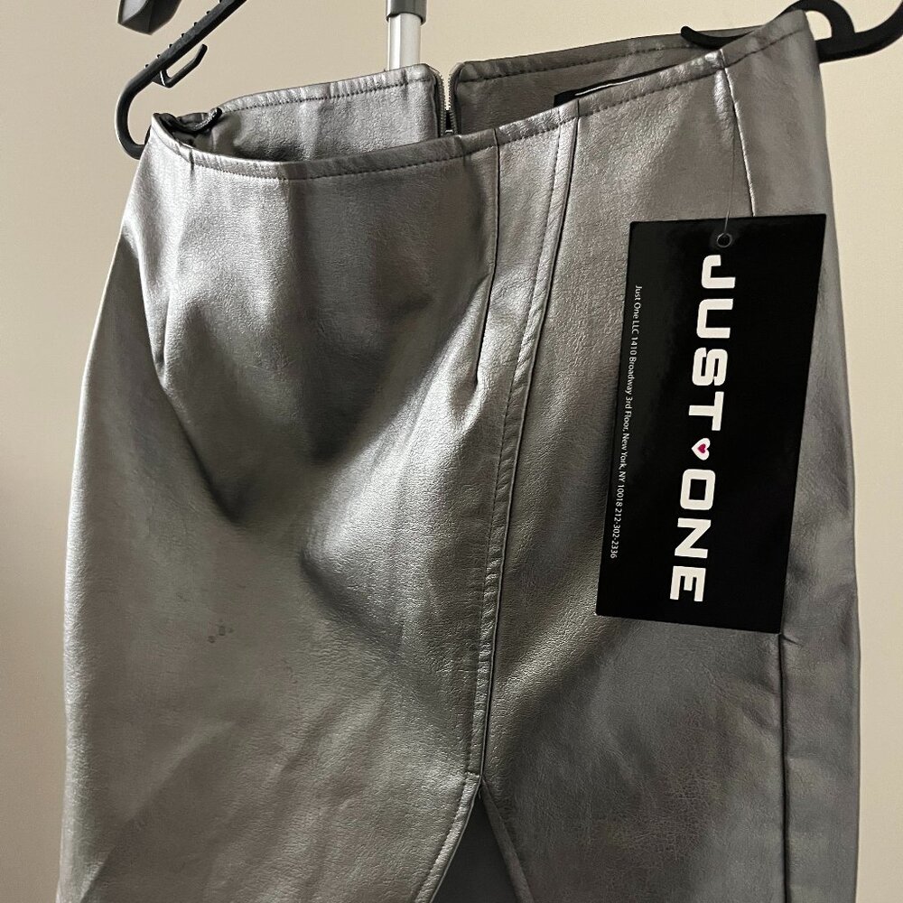 Metallic Leather mini skirt with a split